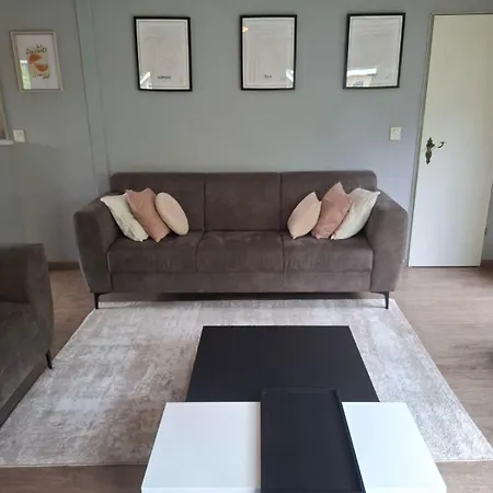 5-person Forest Near - Recreational Only 木屋 *